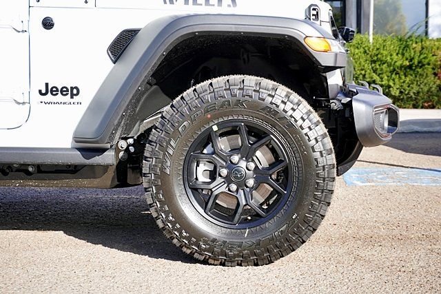 New 2026 Bright White Clear-Coat Exterior Paint Jeep Willys image 8