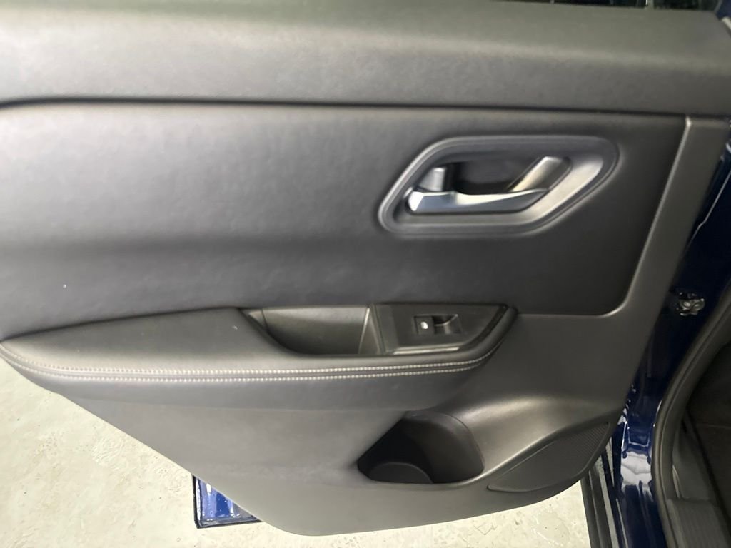 Used 2024 Deep Ocean Blue Pearl Nissan SV image 12