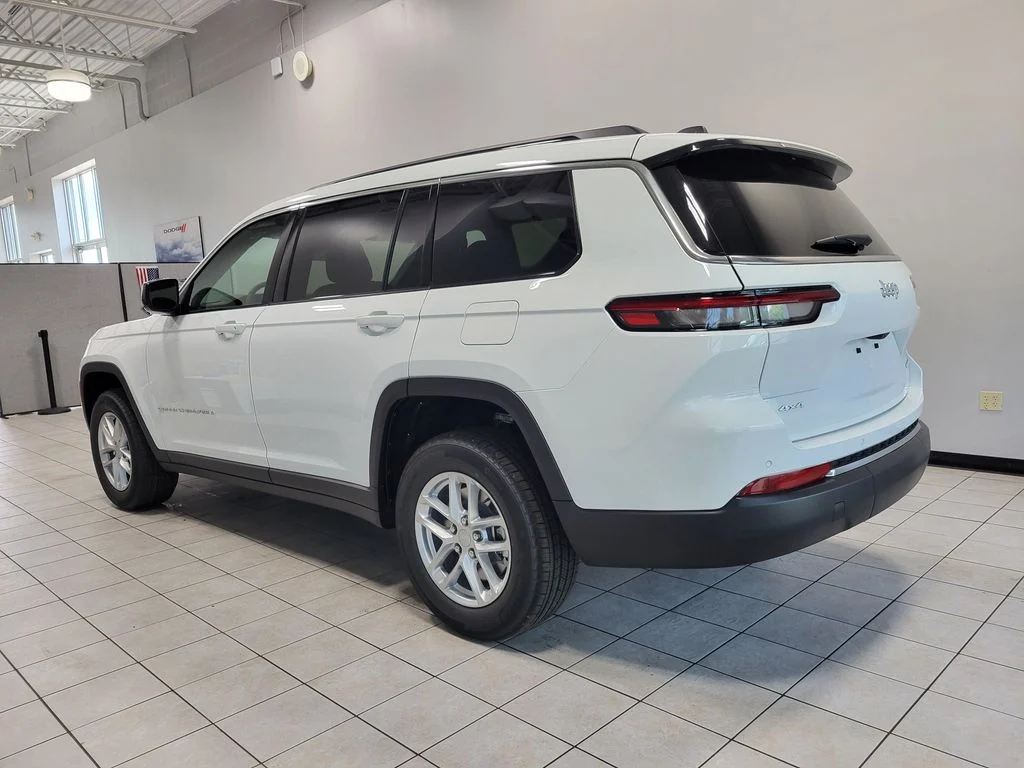 New 2026 White Jeep Laredo X image 5