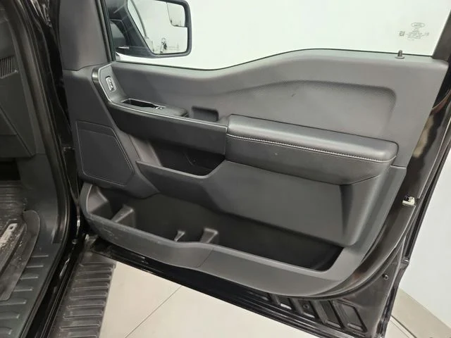 Used 2023 Black Ford XL image 36