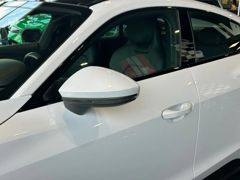 2023 Audi e-tron GT Premium Plus - Photo 10