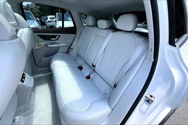 Certified Used 2023 White Mercedes-Benz 350 SUV image 17