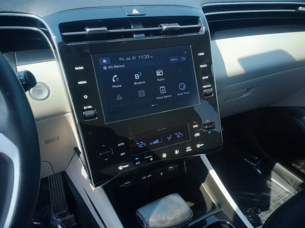 Used 2024 White Pearl Hyundai SEL image 17