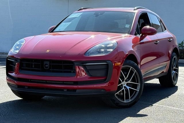 2025 Porsche Macan 