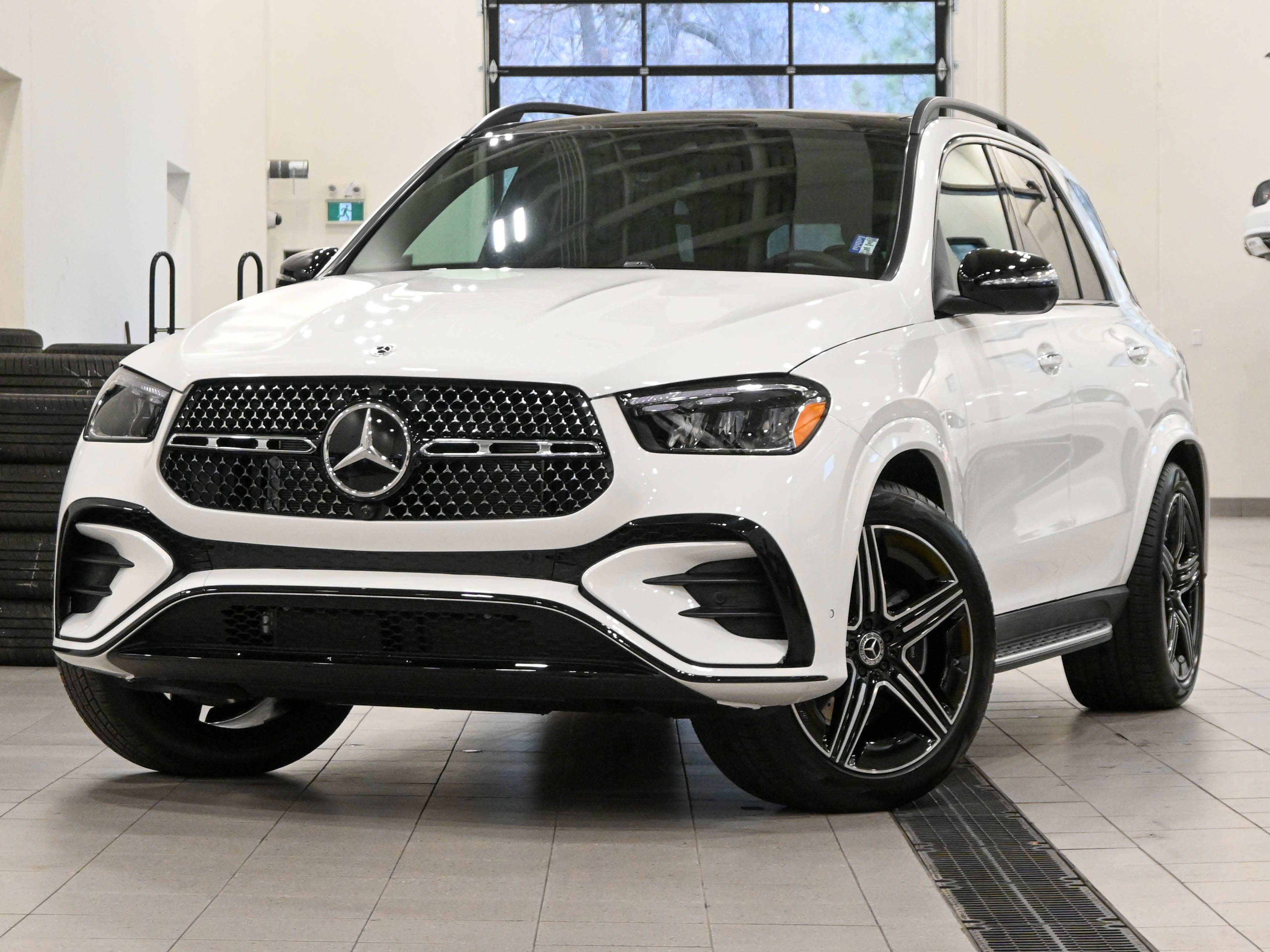 New 2026 POLAR WHITE Mercedes-Benz GLE 450 image 1