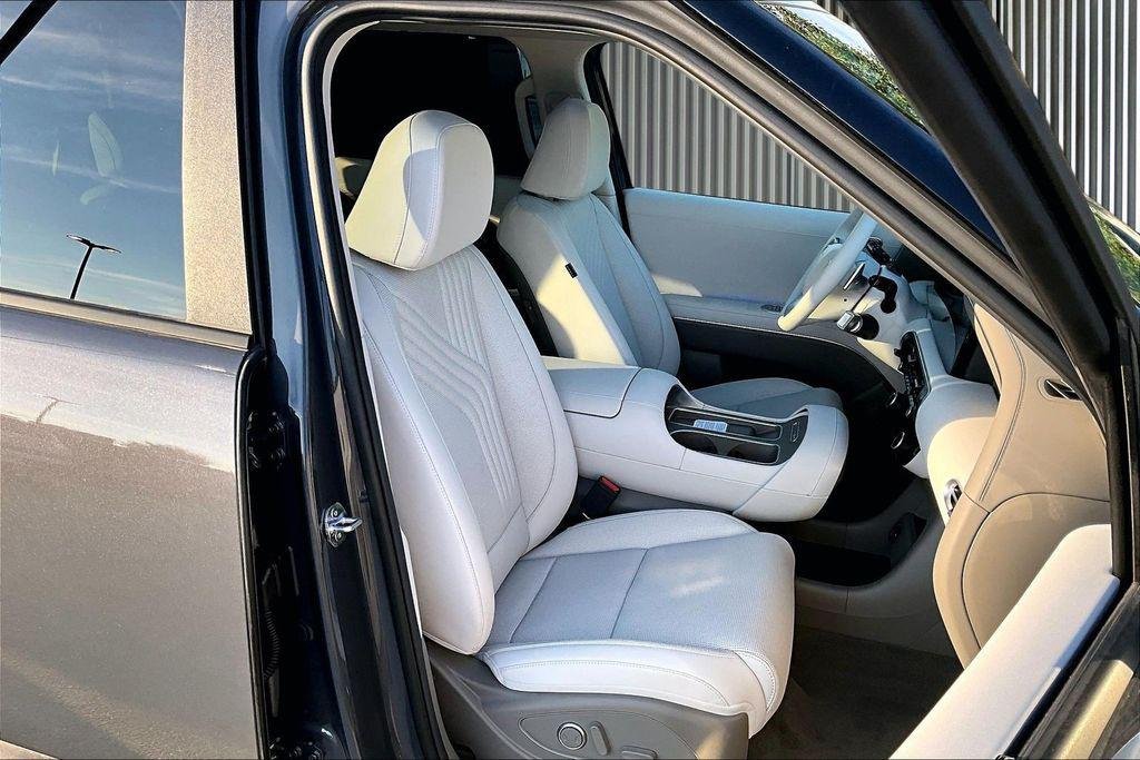 New 2027 Ecotronic Gray Pearl Hyundai SEL Premium image 9