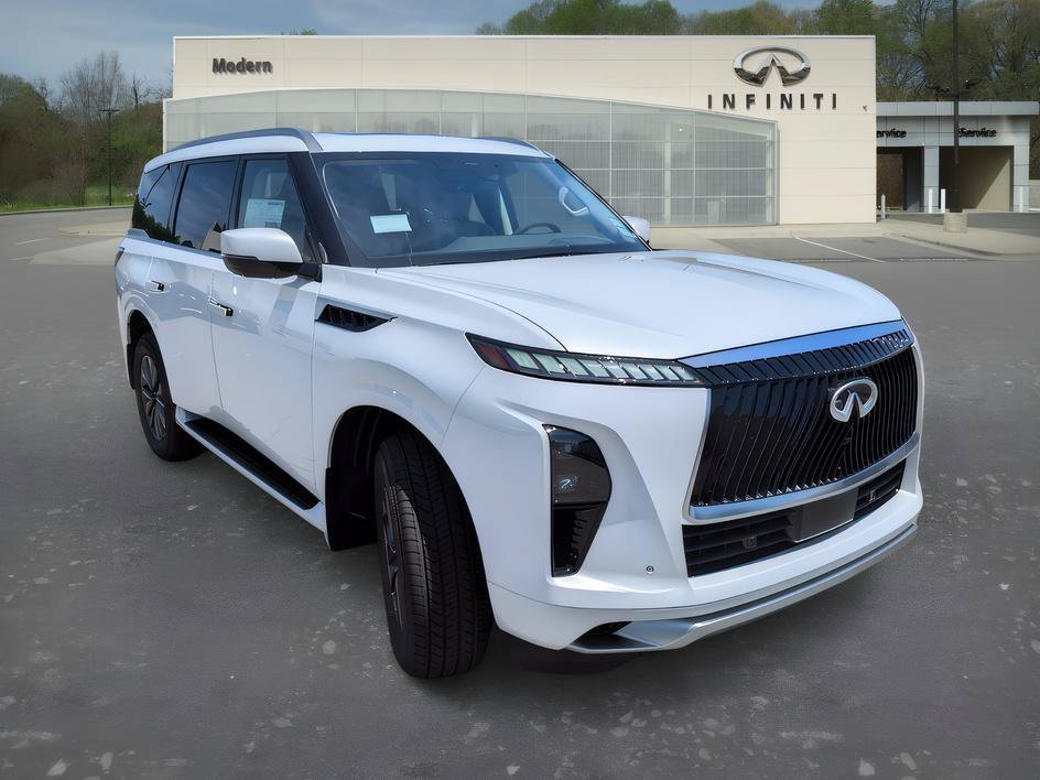 Used 2026 Radiant White INFINITI PURE image 3