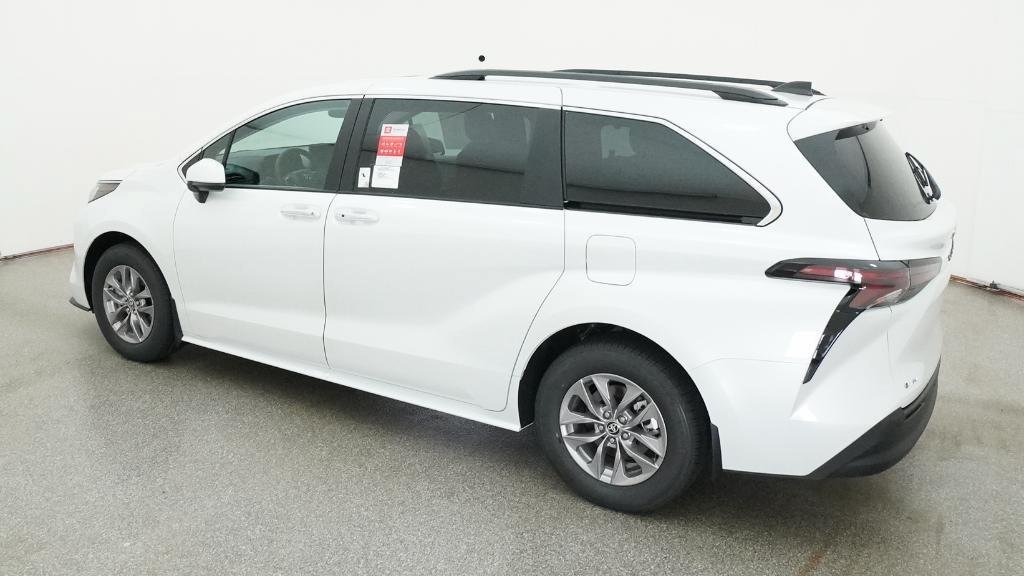 New 2026 Wind Chill Pearl Toyota XLE image 25