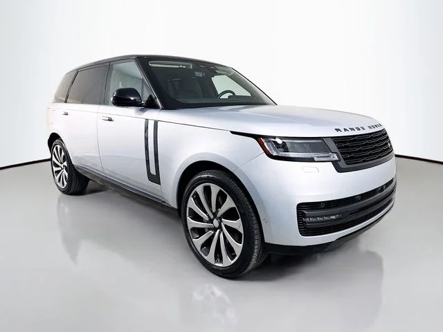 Certified Used 2025 Silver Land Rover SE image 3