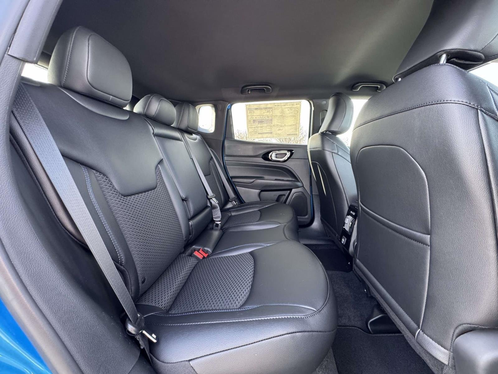 New 2026 Hydro Blue Pearlcoat Jeep Latitude Altitude image 17