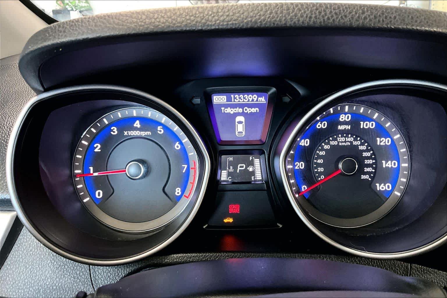 Used 2013 Shimmering Silver Hyundai  image 25