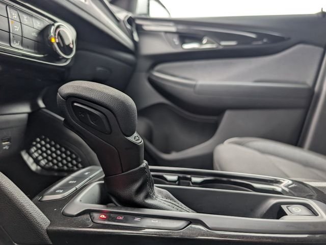 Used 2025 White Chevrolet LT image 19