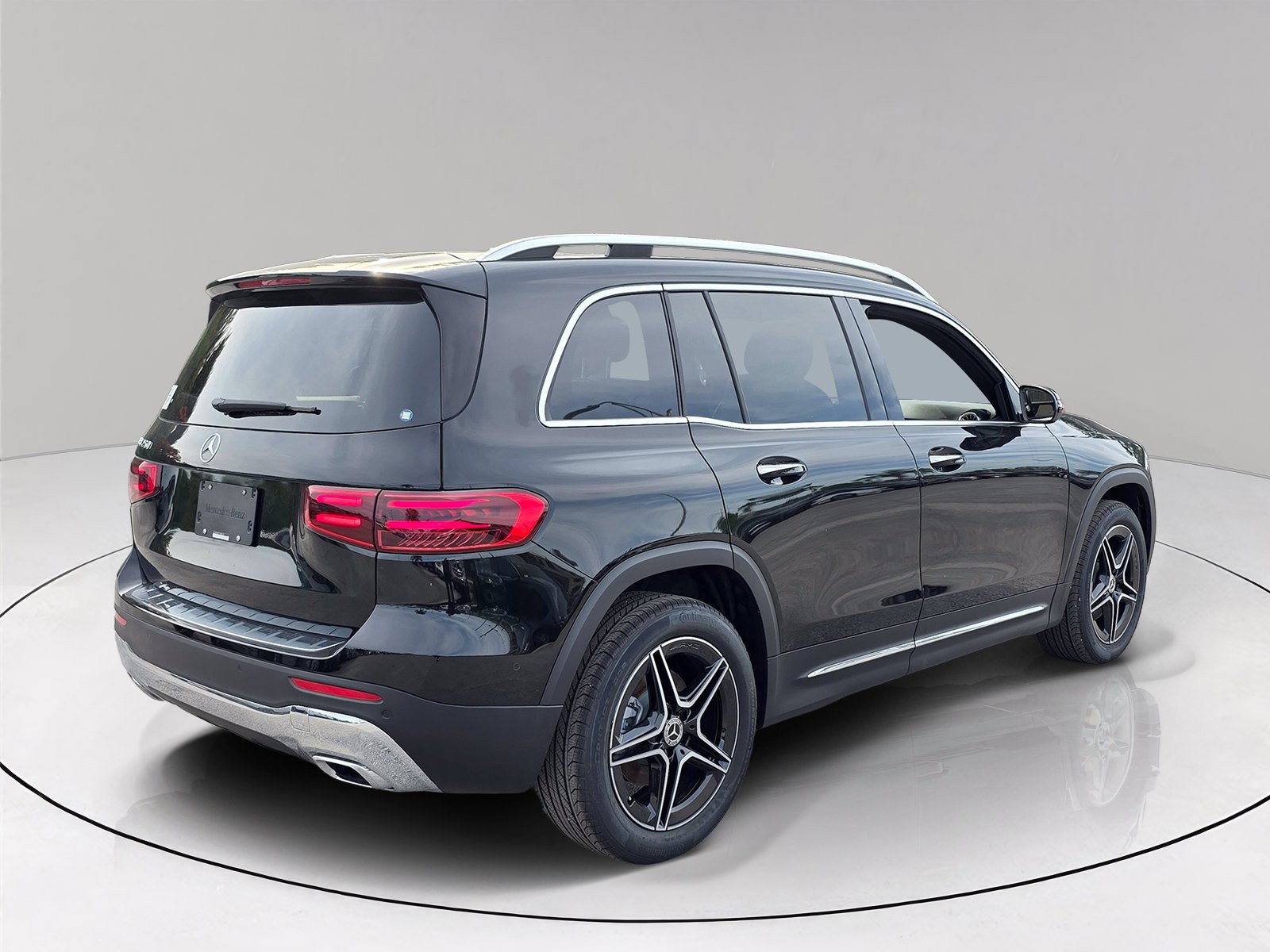New 2026 Night Black Mercedes-Benz GLB 250 image 32