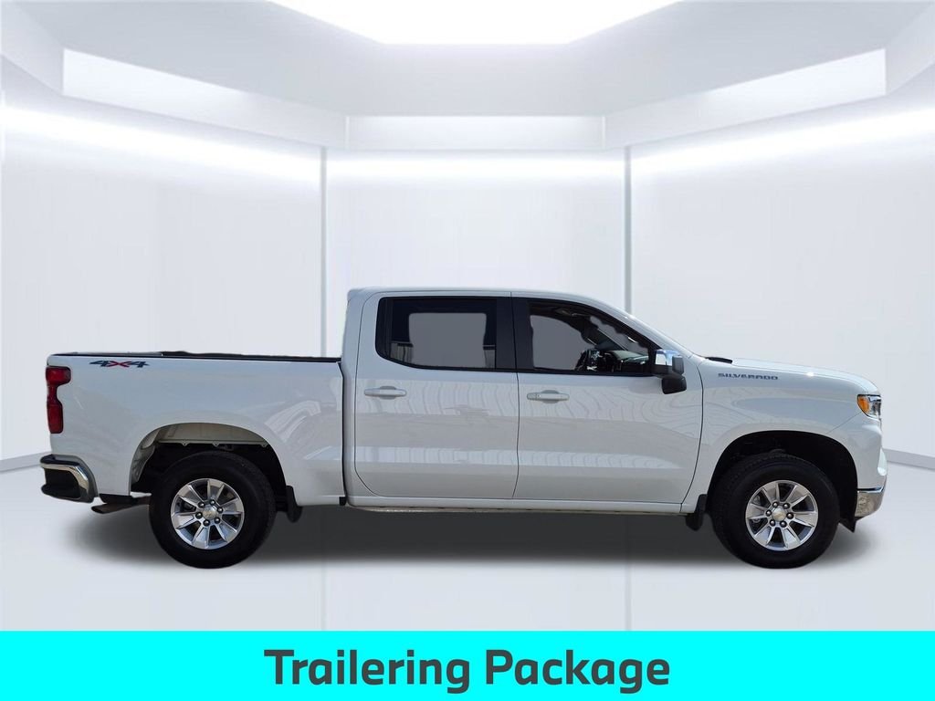 Used 2026 Summit White Chevrolet LT image 8