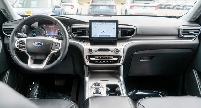 Used 2022 White Ford XLT image 14