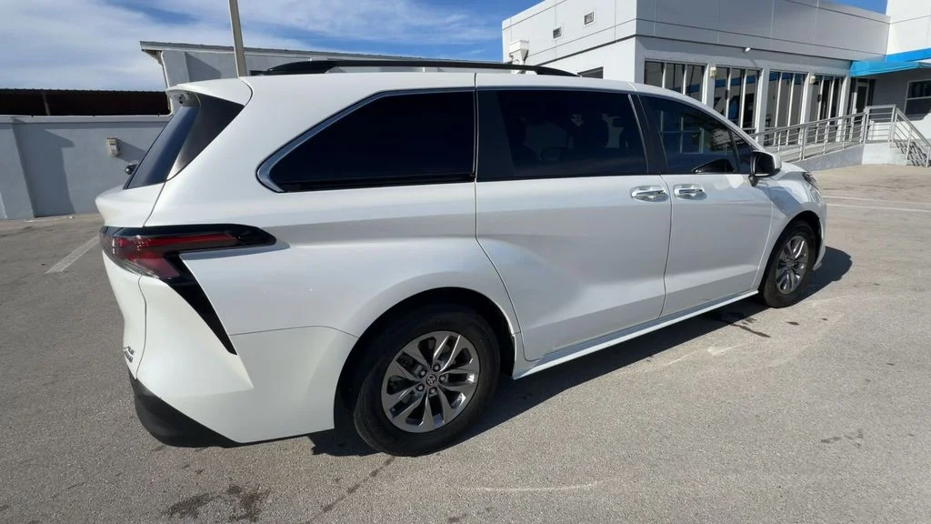 Used 2023 Beige Toyota XLE image 4