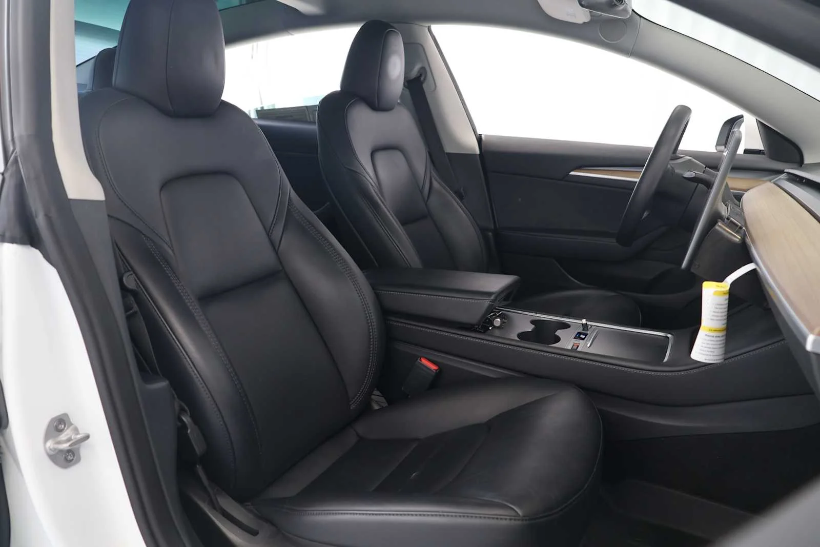 Used 2023 Pearl White Multi-Coat Tesla  image 14