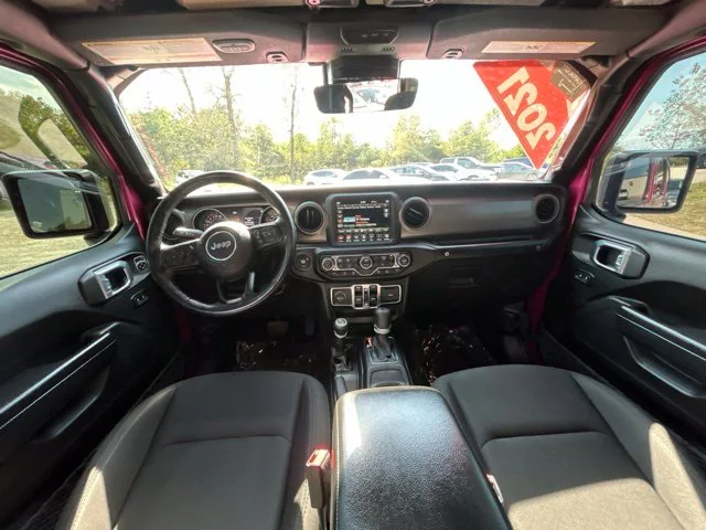 Used 2021 Red Jeep Unlimited Willys image 18