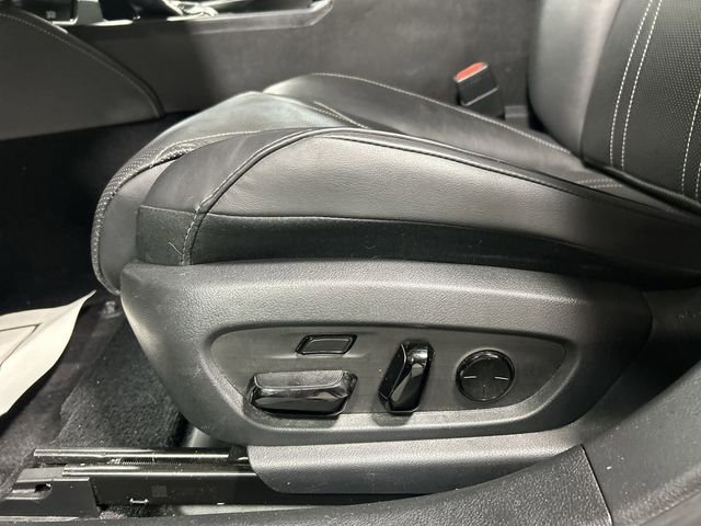 Used 2019 Silver Lexus ES 350 image 12