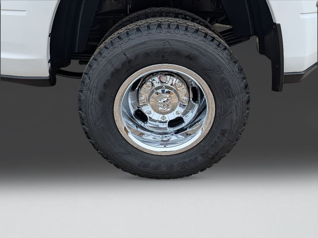 New 2026 Bright White Clear-Coat Exterior Paint RAM Tradesman Cummins HO Diesel Dually 4x4 image 9