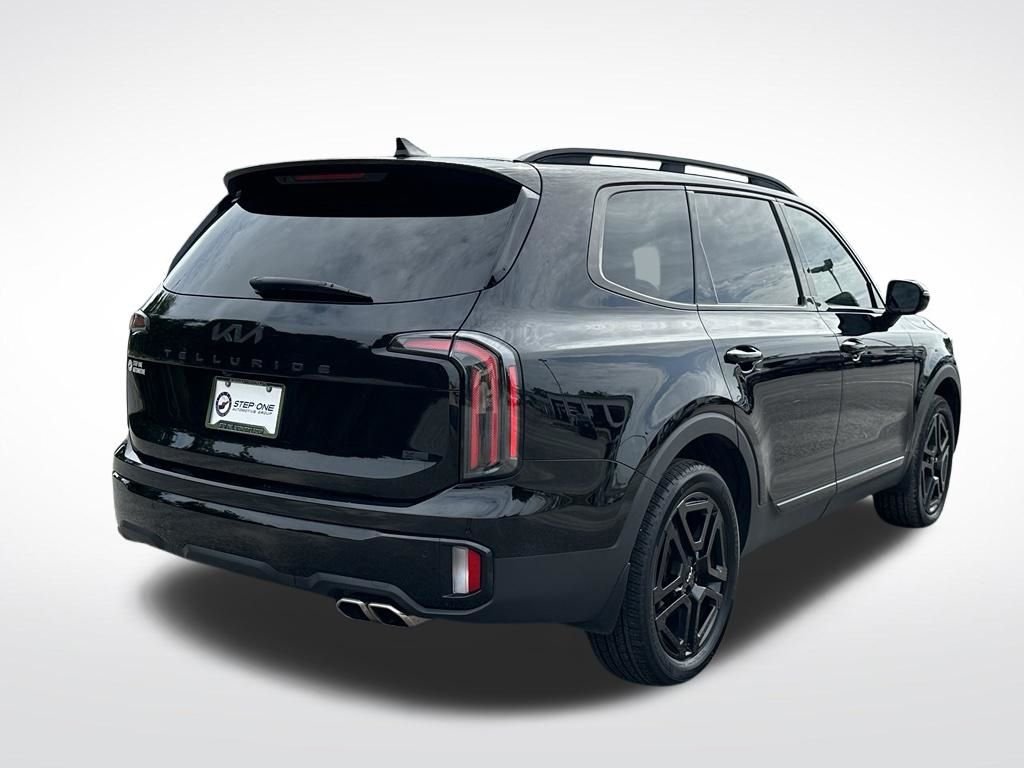 Used 2024 Black Kia SX-Prestige X-Line image 6
