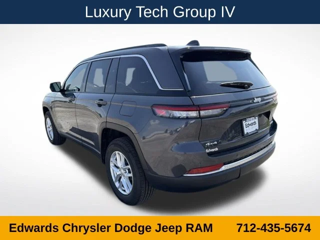 Used 2024 Gray Jeep Overland image 6