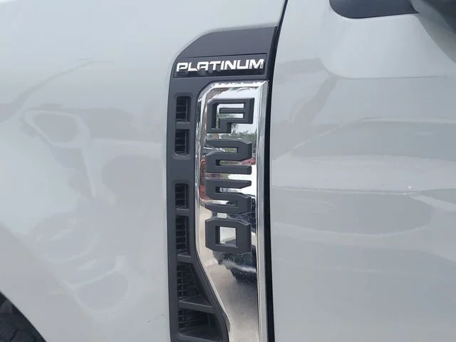 New 2026 Avalanche Ford Platinum image 9