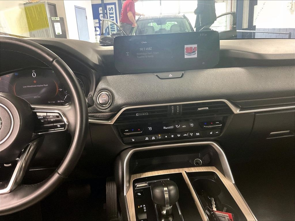 Used 2024 White Mazda Preferred image 18