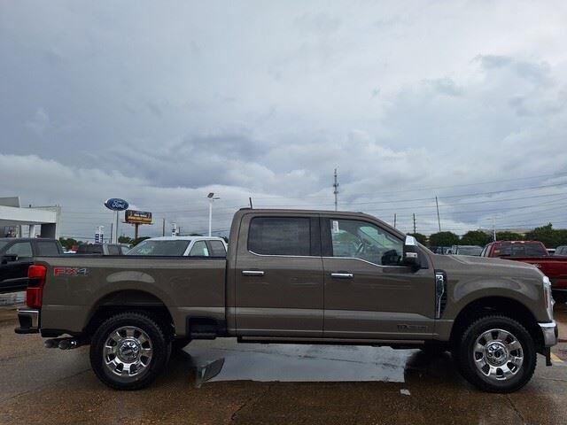 New 2026 Marsh Gray Ford F-250® Lariat® image 6