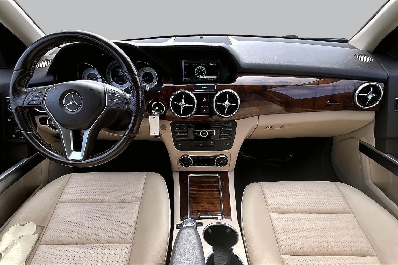 Used 2015 Obsidian Black Metallic Mercedes-Benz GLK 350 image 16