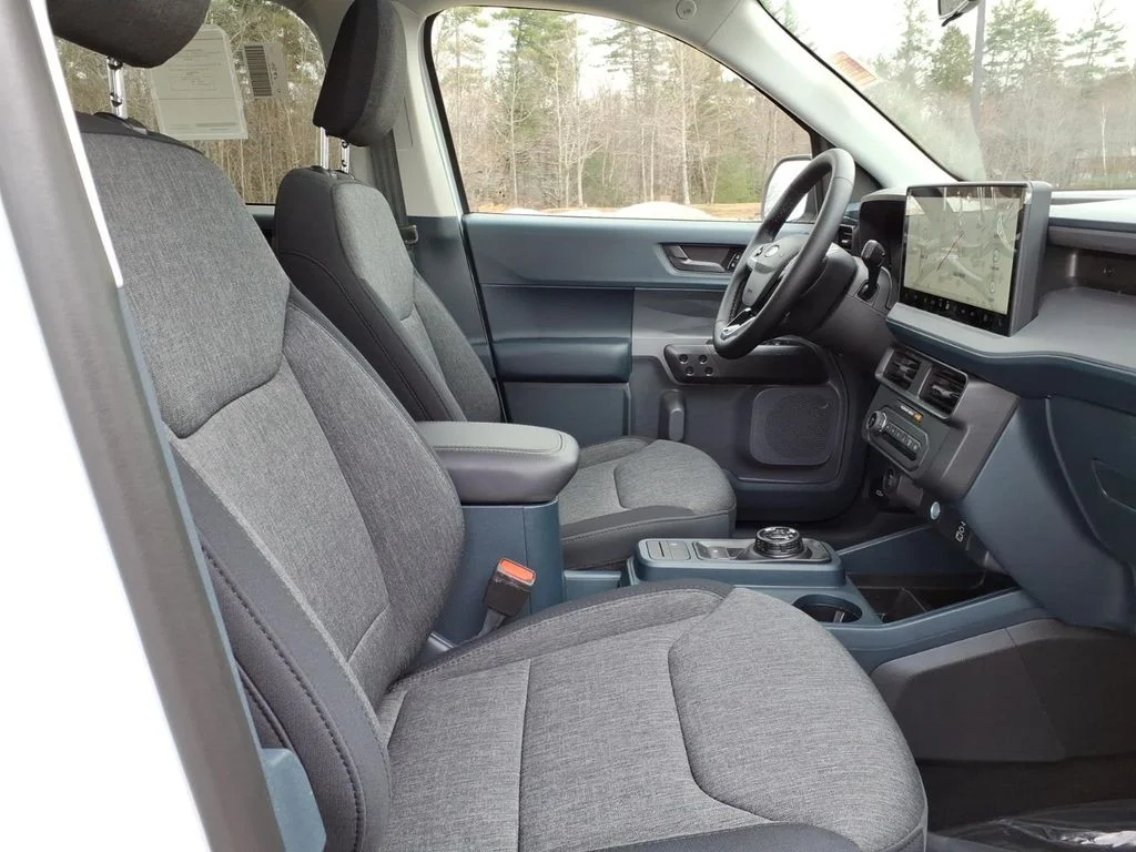 New 2026 Oxford White Ford XLT image 10