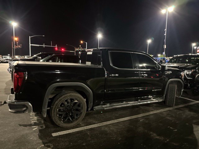 Used 2020 ONYX BLACK GMC SLT image 4