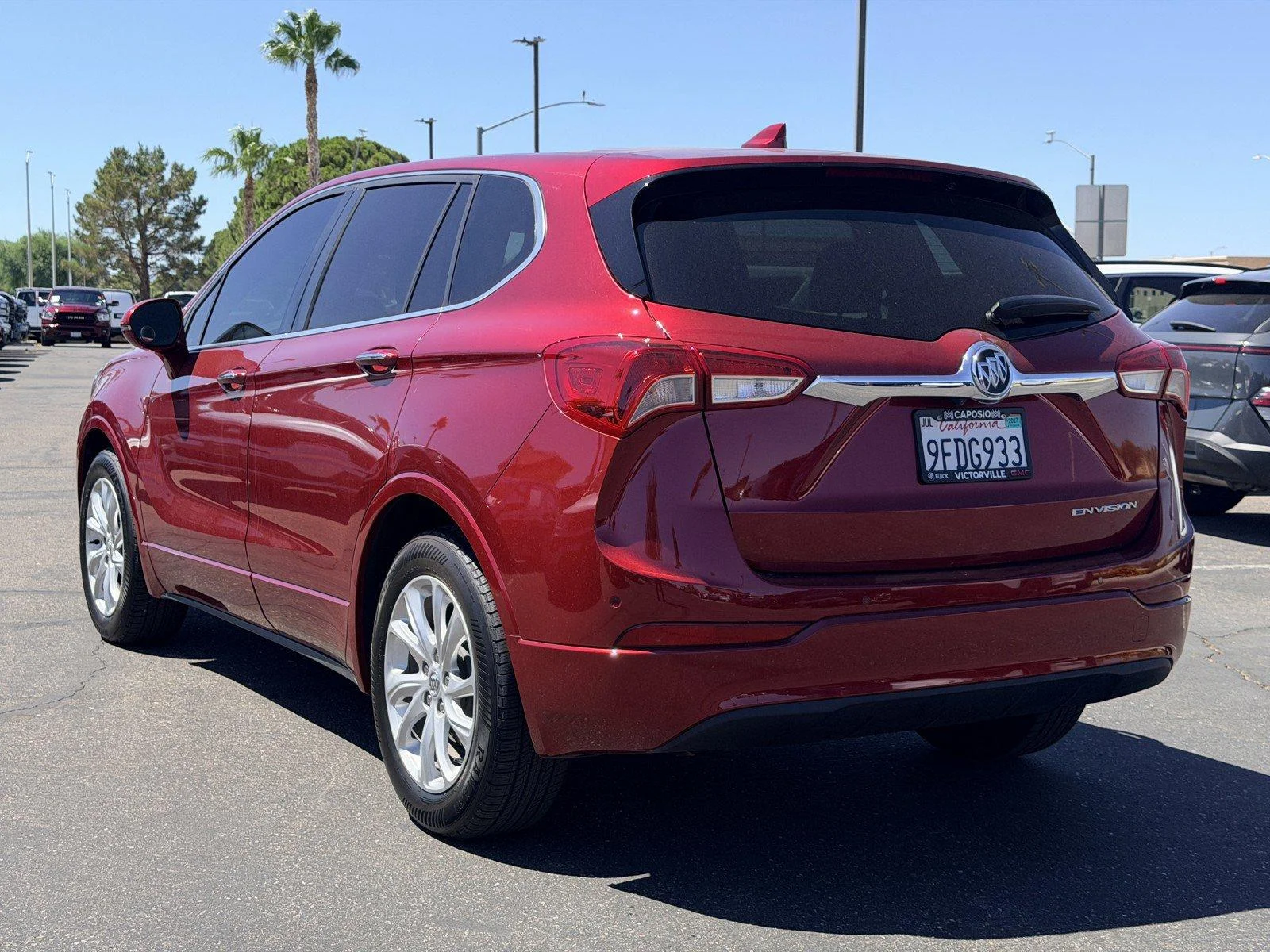 Used 2019 CHILI RED METALLIC Buick Preferred image 4