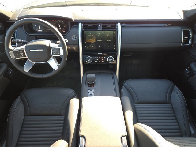 Used 2025 Eiger Gray Metallic Land Rover S image 11