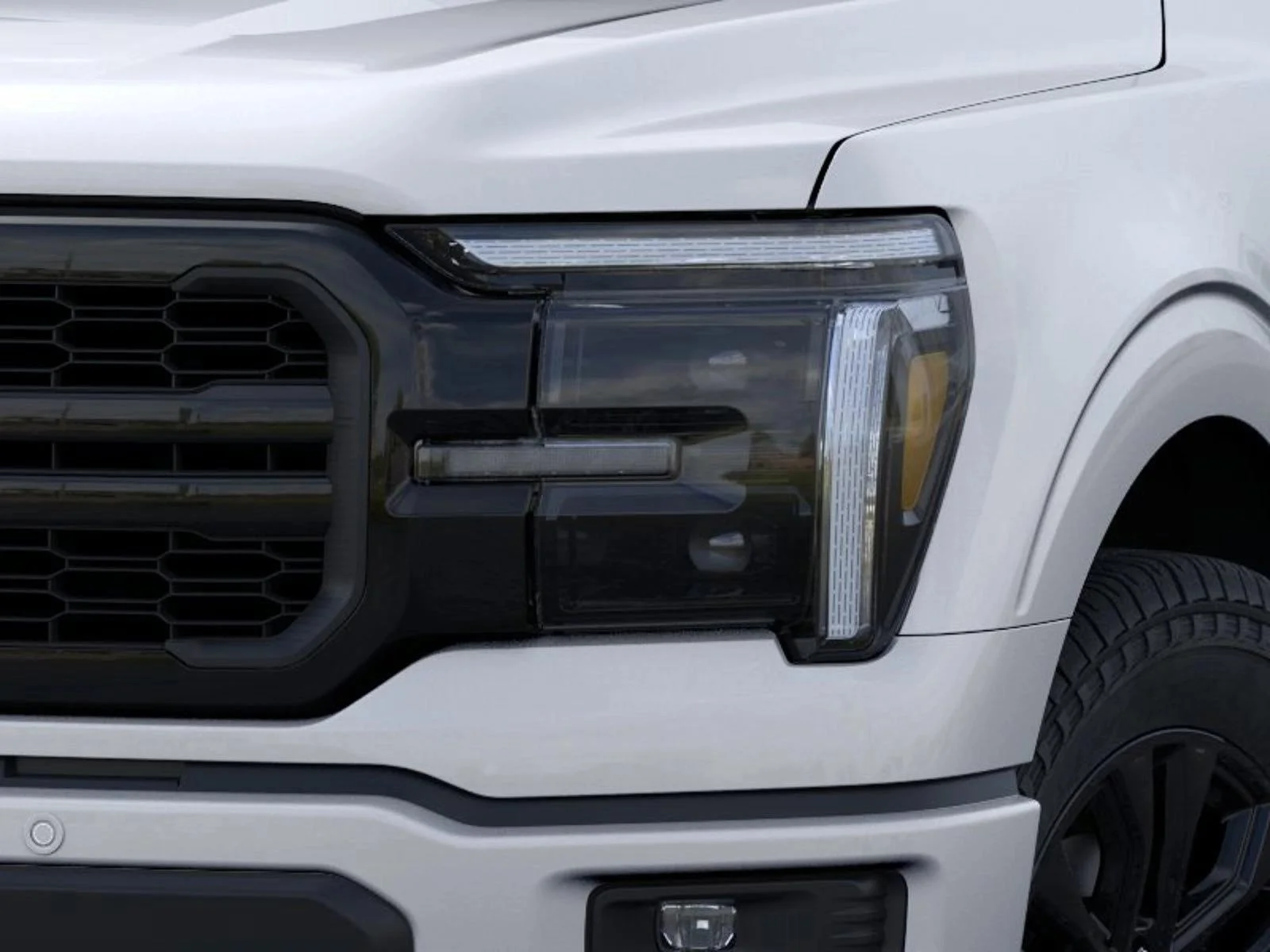 New 2026 Iconic Silver Metallic Ford Lariat® image 18