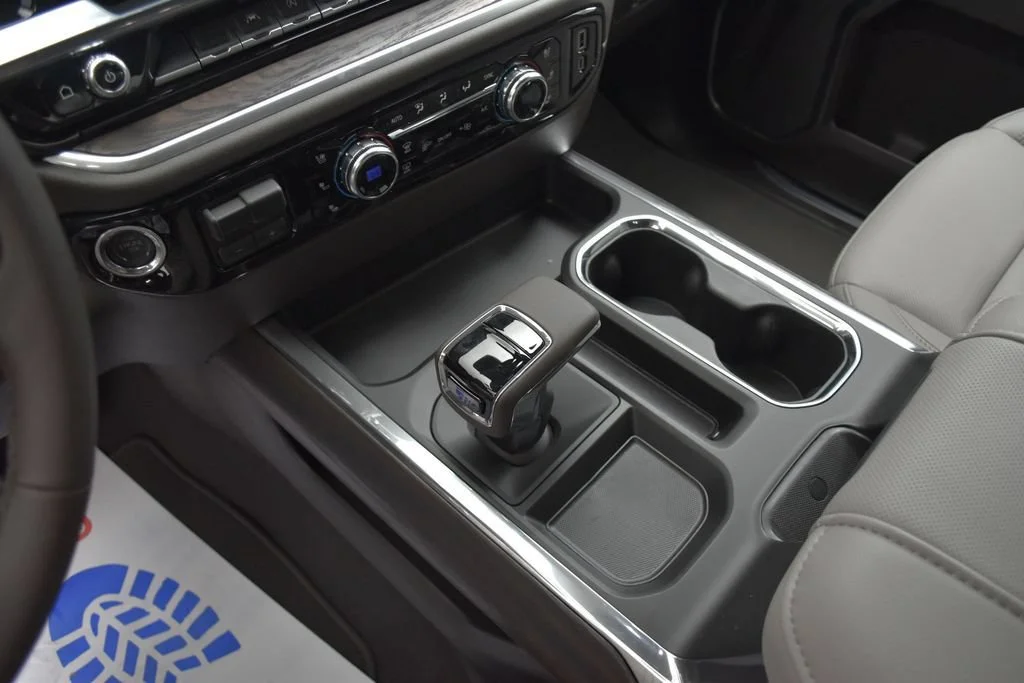 2026 GMC Sierra 1500 SLT - Photo 14