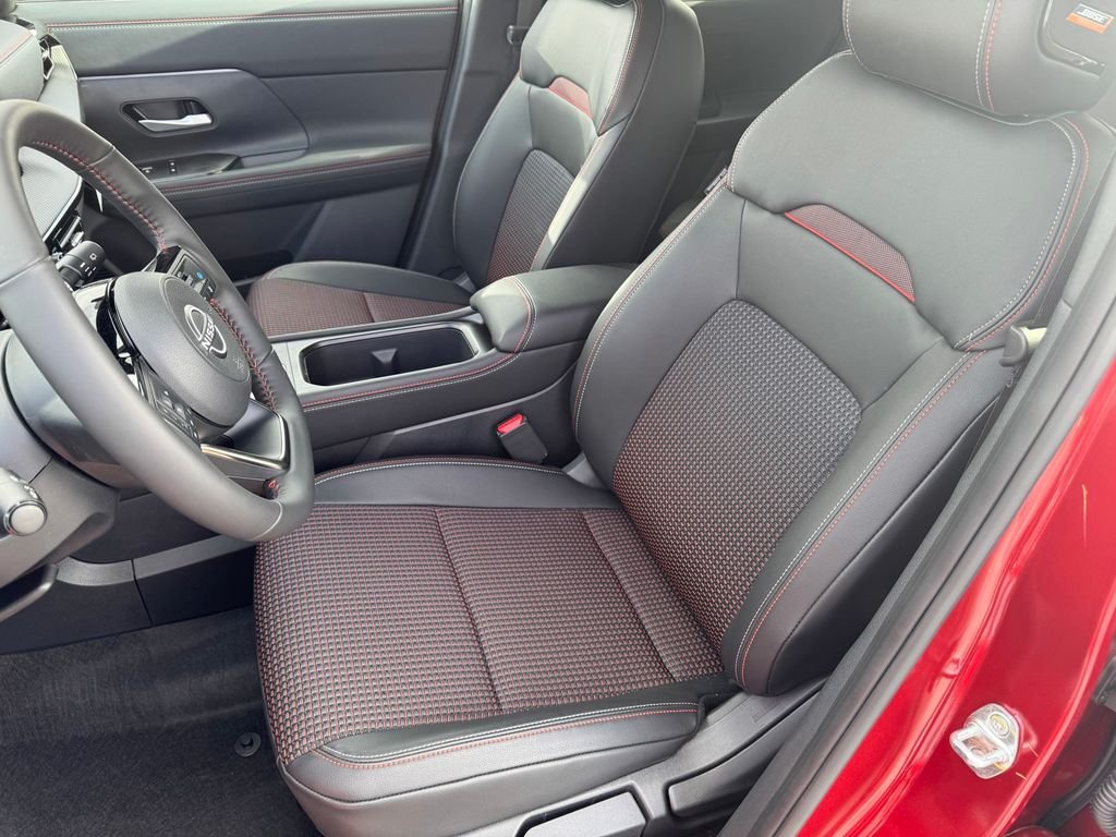 New 2026 Scarlet Ember Tintcoat Nissan SR image 12