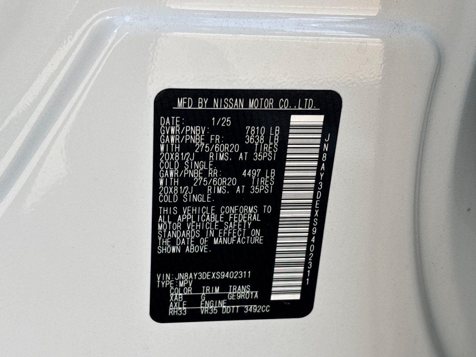 Used 2025 Aspen White Tricoat/Super Black Nissan PRO-4X image 12