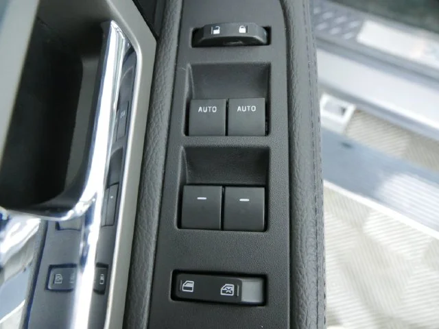 Used 2012 Gray Ford Platinum image 24