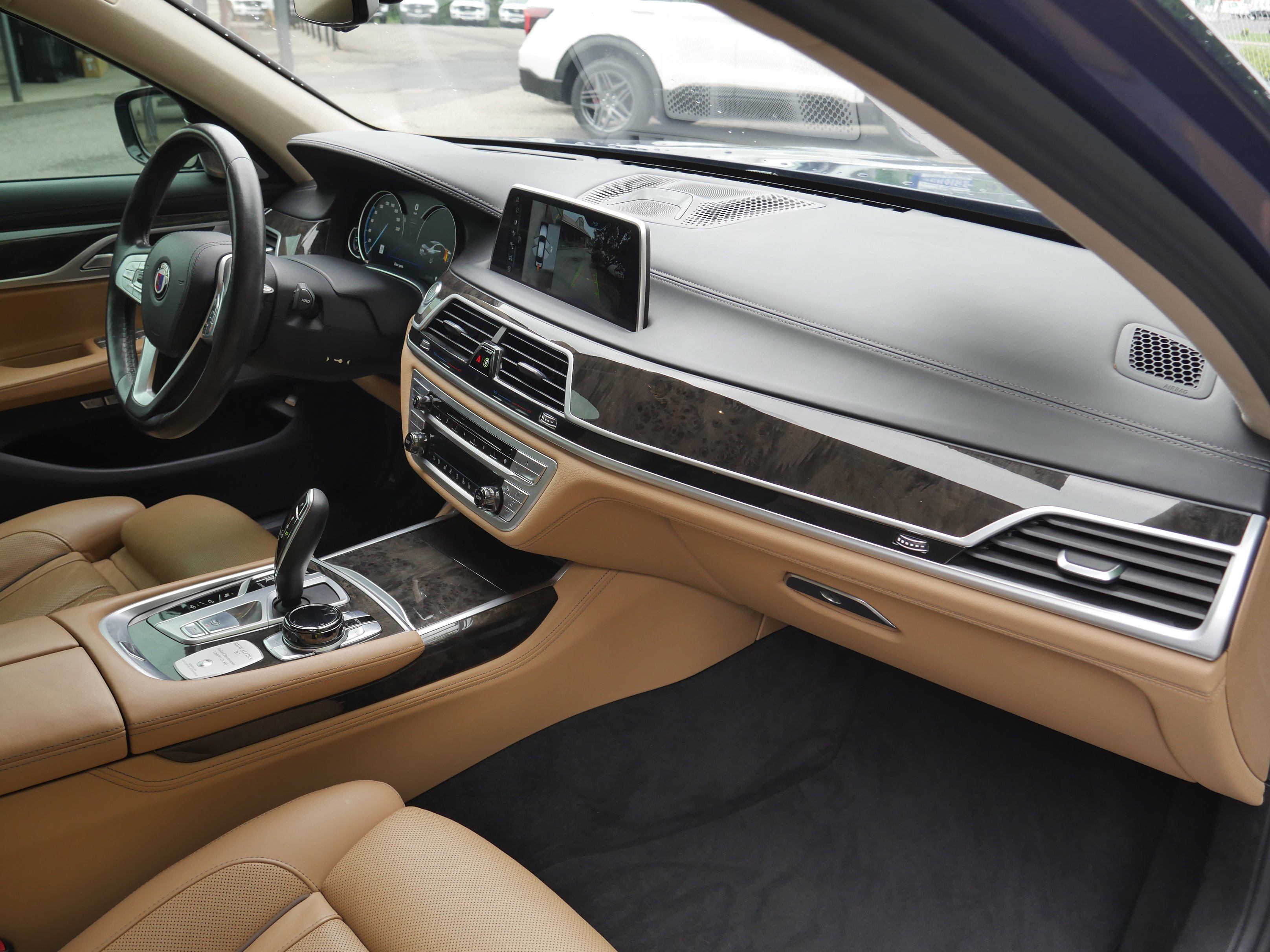 Used 2017 ALPINA Blue Metallic BMW ALPINA B7 xDrive image 29