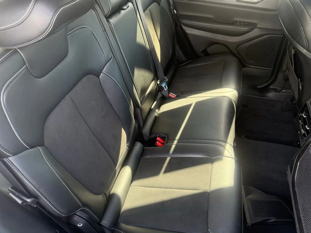 Used 2024 Silver Jeep Altitude X image 44