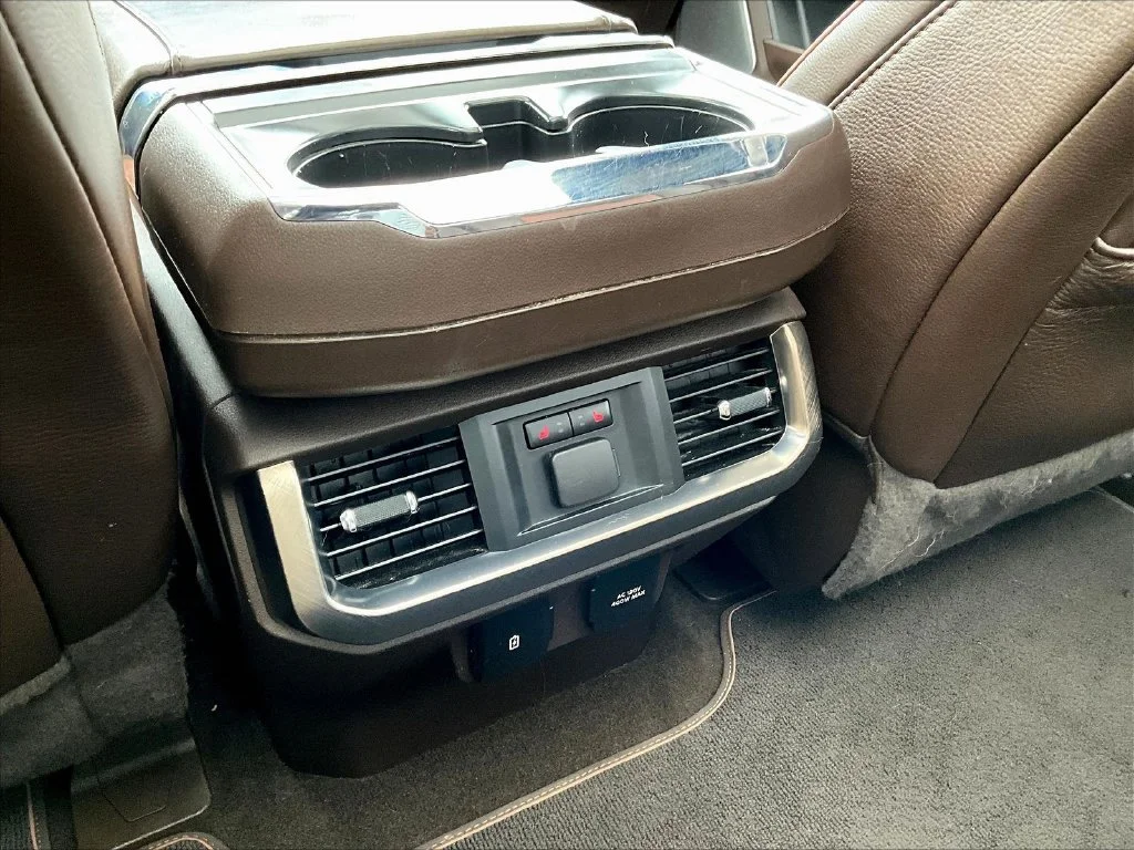Used 2022 Blue Ford King Ranch image 13
