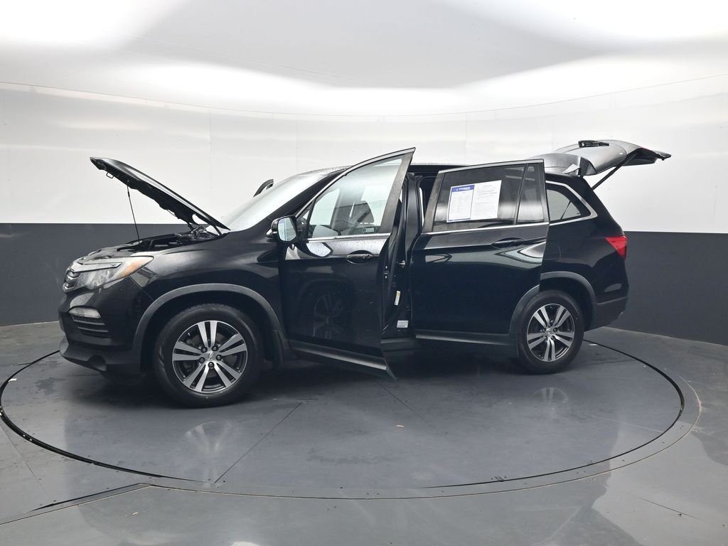 Used 2018  Honda EX-L image 39