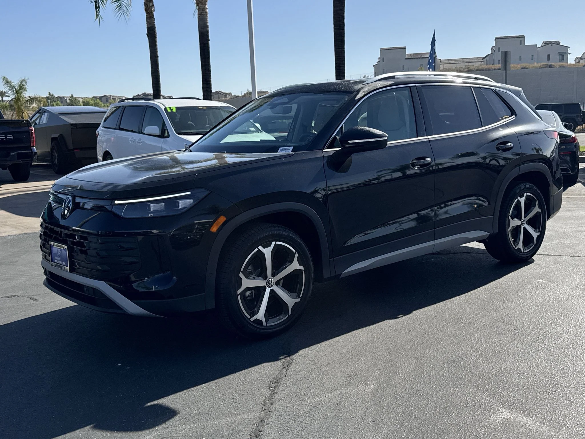 New 2026 Deep Black Pearl Volkswagen SE image 3