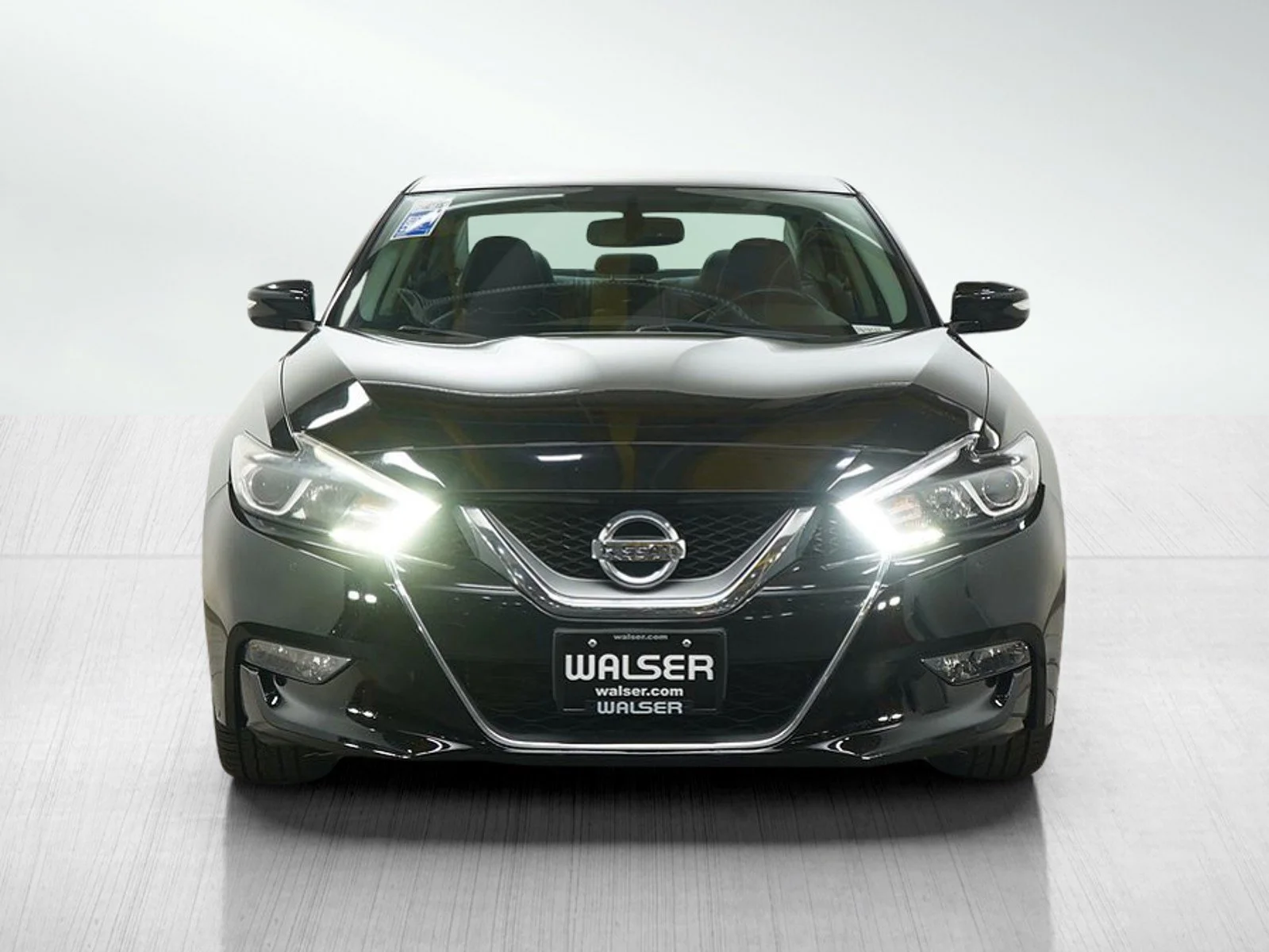 Used 2017 Super Black Nissan 3.5 SV image 8