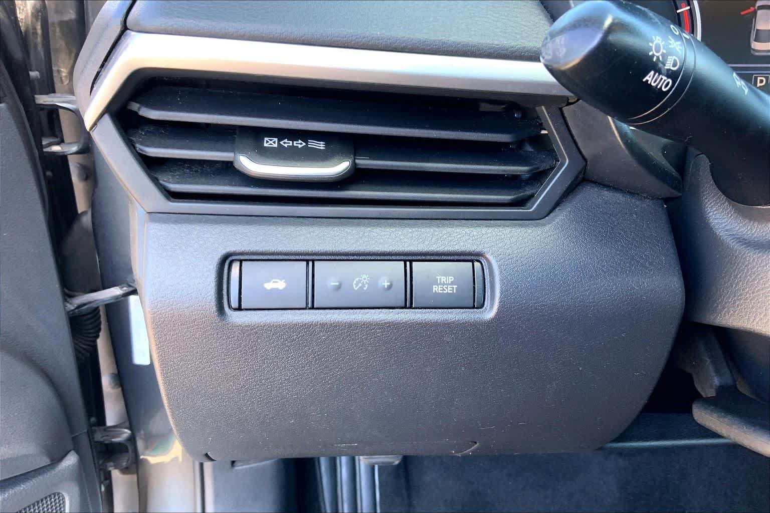 Used 2020 Gun Metallic Nissan 2.5 SR image 32