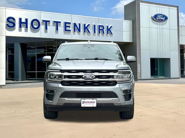Used 2024 Silver Ford Limited image 2