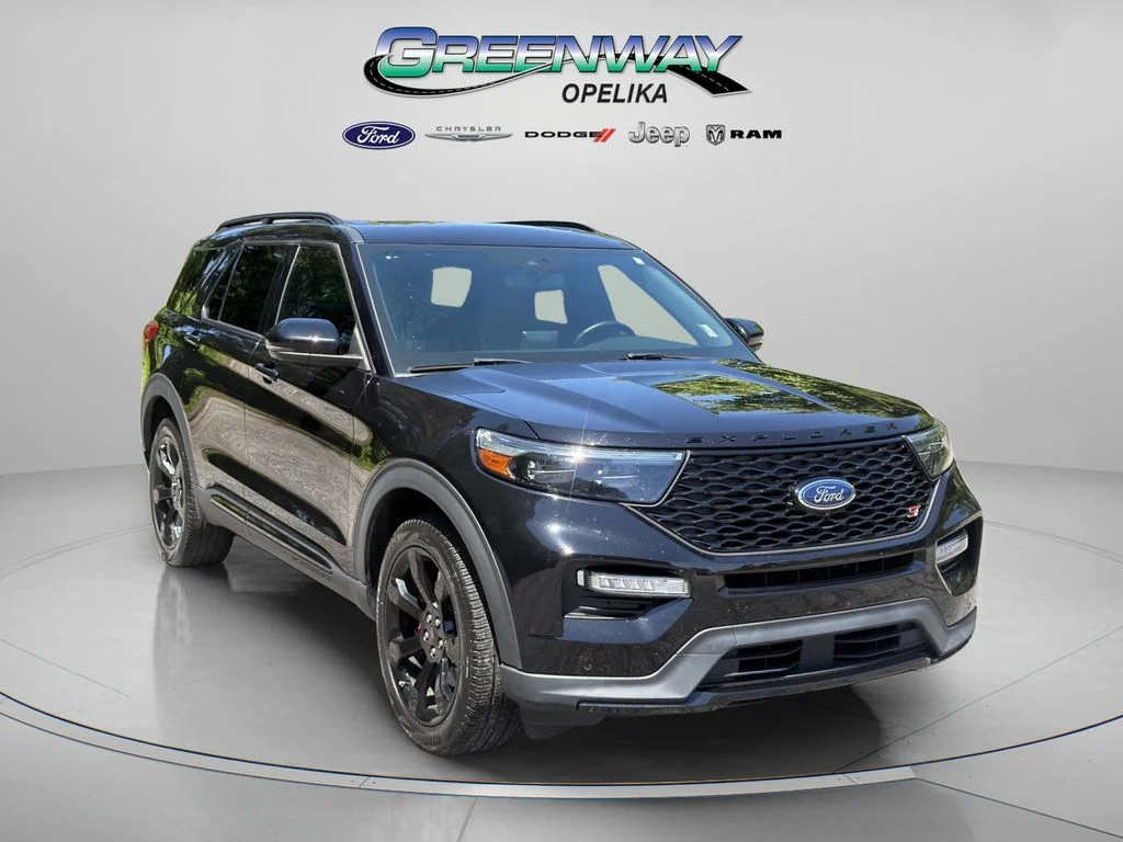 2023 Ford Explorer ST 4WD's photo
