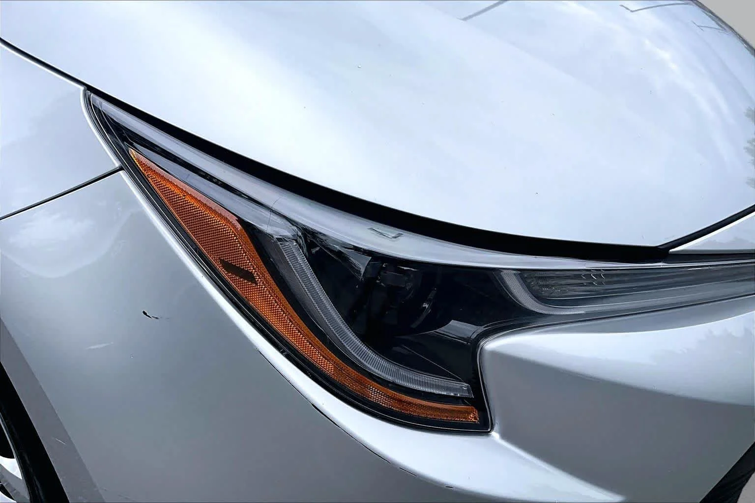 Certified Used 2024 Classic Silver Metallic Toyota LE image 25