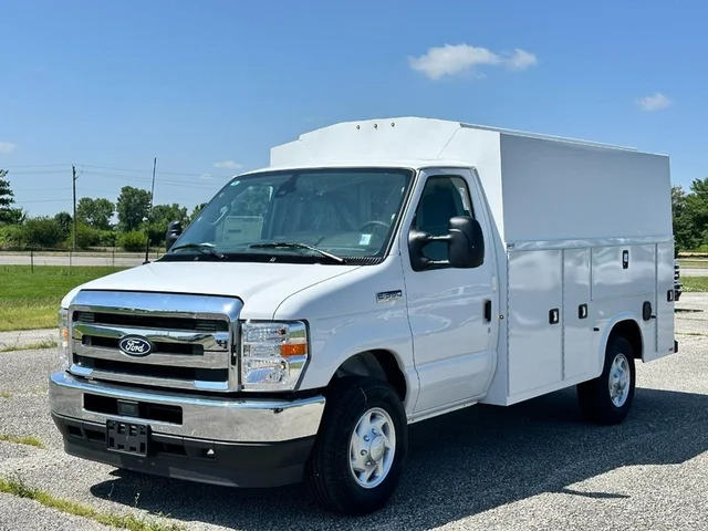 2027 Ford E-350 SRW Low KUV